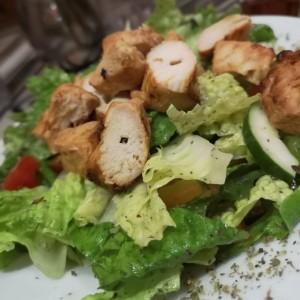 Ensalada Libanesa con Pollo