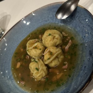 Chili bo wonton