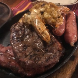 Parrillada Mar y Tierra (2 Personas)