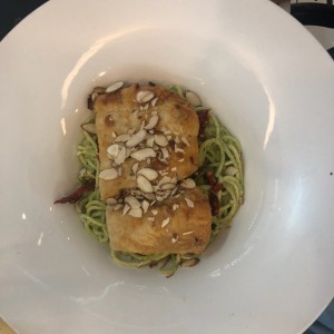 Corvina con pasta al pesto