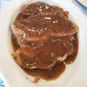 Filete se Pollo en salsa de Pimienta