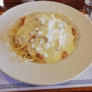 Spaguetti con Mixto de mariscos 