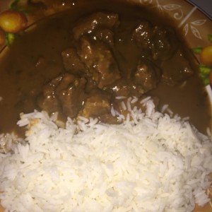 lamb curry con arroz blanco