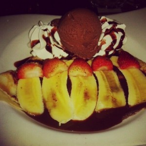 Crepes Especiales - Chocolate Fondue