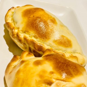 Empanadas Argentinas Fritas o al Horno