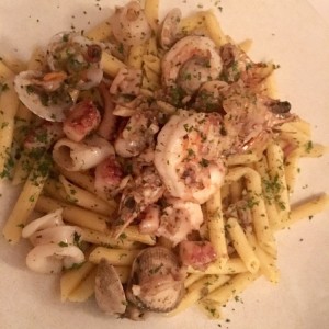 Pastas Lisas - Salsa Pescatore