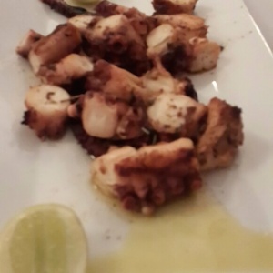 Pulpo al Carbon