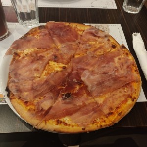 Pizza Daniele