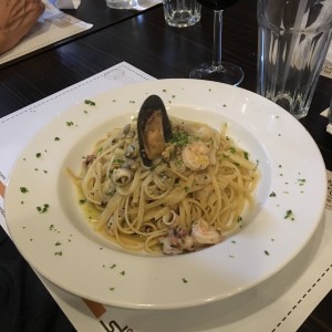 linguini al frutti di mare