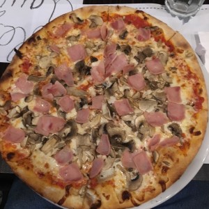 Pizzas - Cotto e funghi