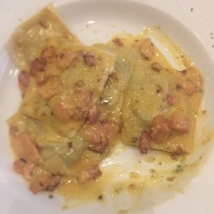 Pastas - Ravioloni alla Carbonara