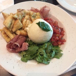 Antipasto Burrata 