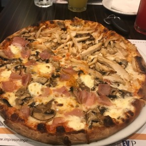 Pizzas - Stizzoli pollo e funghi y paradisso