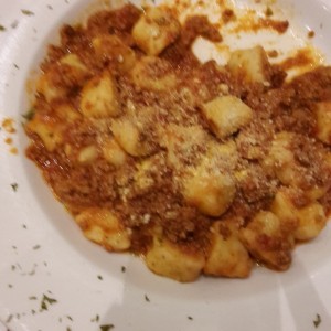 Pastas - Gnocchi di Patate Ragu Di Carne