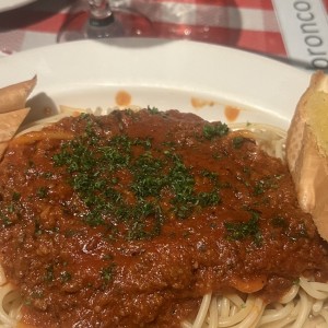 Spaghuetti von salsa roja 