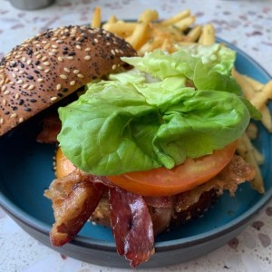 Homestyle burger 