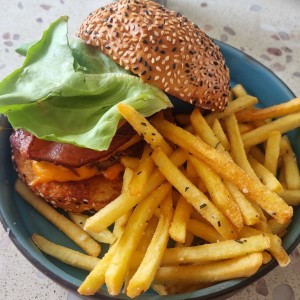 ALMUERZO - Homestyle Burger