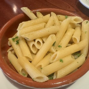 Pasta al oleo