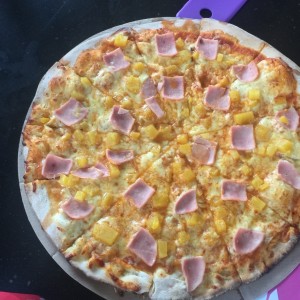 pizza familiar hawaiana
