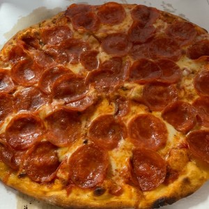 Pizza de Pepperoni con Extra Pepperoni