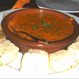 dip de queso fundido y chorizo