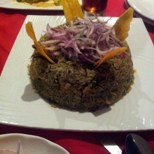 arroz a la chiclayana con mariscos