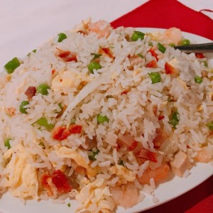 Arroz yong chau