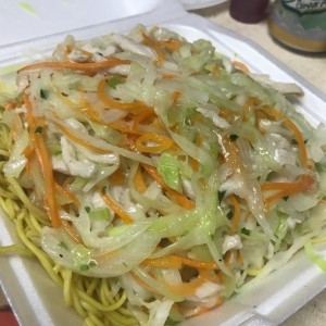 chowmein pollo