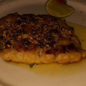 Corvina al ajillo 