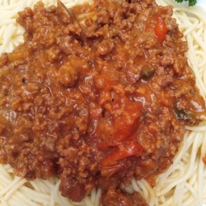 Spaguettis a la bolognesa