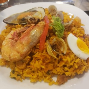 Paella de mariscos 