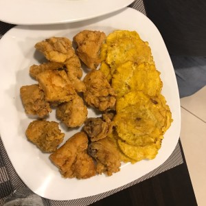 pollo pajaro cin patacones