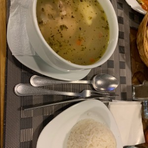 sancocho con arroz