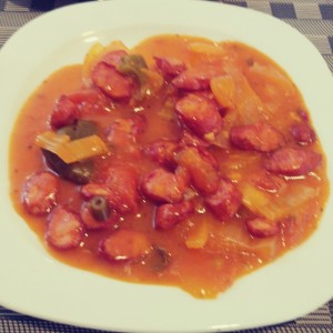 salchicha guisada