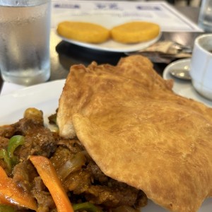 Bistec de Carne Con Tortillas