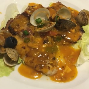 Filete de Corvina con Mariscos