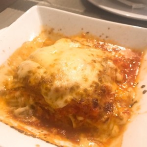 Lasagna gratinada de pollo