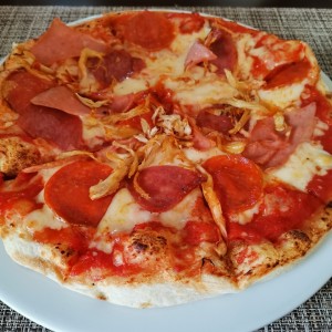 Rinos pizza 