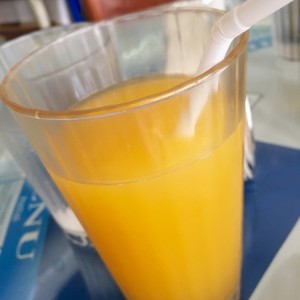 jugo de naranja natural