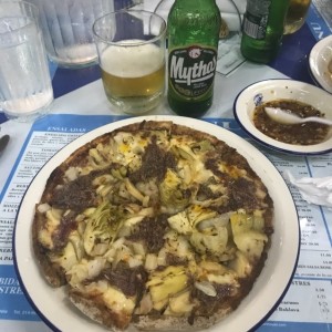 Pizza Especial de Anchoas con extra de alcachofa en masa integral