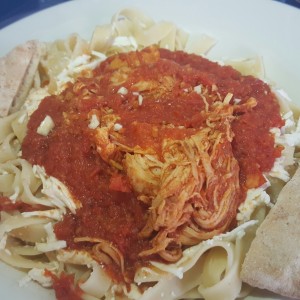 pasta con pechuga de pollo