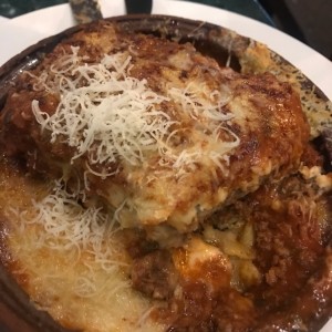 Lasagna bolognesa gratinada