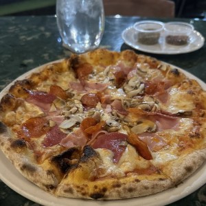 Pizzas - Chato Marciano