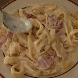 Pastas Especialidades - Fettucine Carbonara