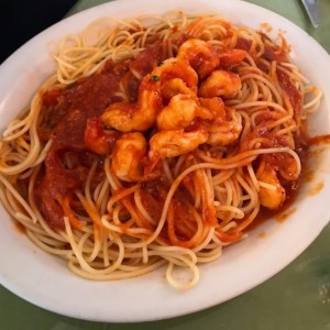 Spaghettini con Langostinos en Salsa Tomate