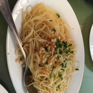 Spaghettini al Aglio y Olio