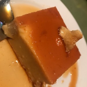 Flan de la casa