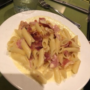 Penne a la carbonara