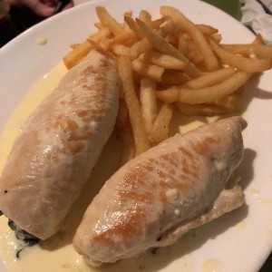 Pollo relleno de espinaca y provolone