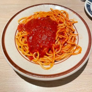 Spaghetti al Pomodoro 